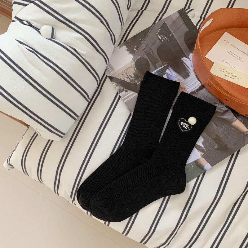 Lady Autumn and Winter Solid Color Love Embroidery Three Dimensional Ball Ball Boneless Tube Pile Socks 1 pair чёрный
Lady Autumn and Winter Solid Color Love Embroidery Three Dimensional Ball Ball Boneless Tube Pile Socks 1 pair чёрный