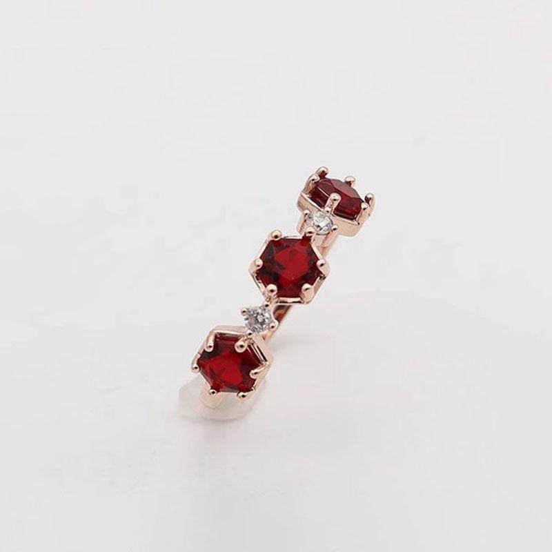 Russian Purple Gold-Plated Rose Gold Single-Row Zircon Ring, Redstone Round Diamond Ring Jewelry For Women
Russian Purple Gold-Plated Rose Gold Single-Row Zircon Ring, Redstone Round Diamond Ring Jewelry For Women