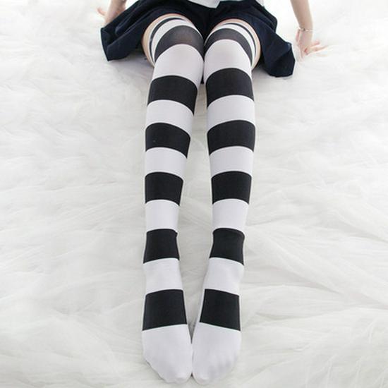 Japanese Sweet Cat Paw Print Striped Over-the-Knee Socks - Cute Lolita Soft Girl JK Style One Size
Japanese Sweet Cat Paw Print Striped Over-the-Knee Socks - Cute Lolita Soft Girl JK Style One Size
