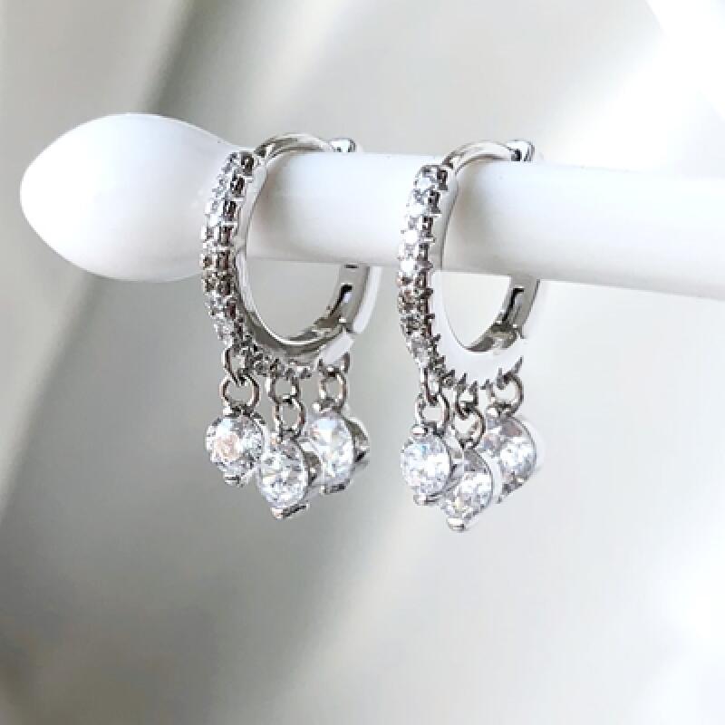 925 Silver SE017 Cubic 3-Layered Ring Earrings se017
925 Silver SE017 Cubic 3-Layered Ring Earrings se017
