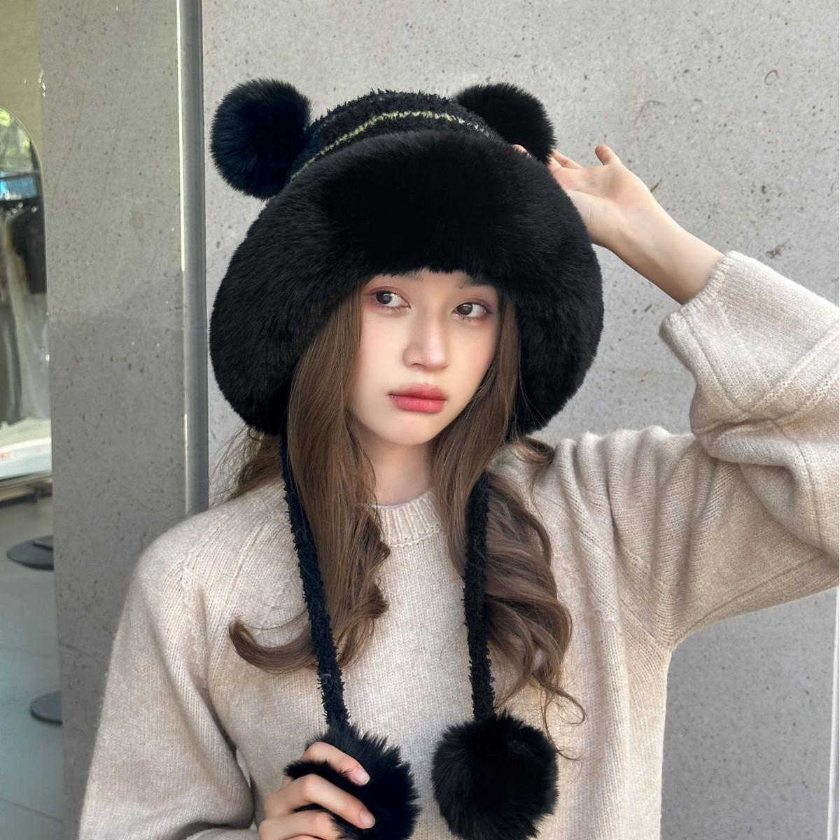 Вязаная шапка для женщин в зимней моде и универсальная теплая шапка Лей Фэн плюс бархат, милая шапка-медвежонок из шерсти с защитой ушей, зимняя шапка one size
Вязаная шапка для женщин в зимней моде и универсальная теплая шапка Лей Фэн плюс бархат, милая шапка-медвежонок из шерсти с защитой ушей, зимняя шапка one size