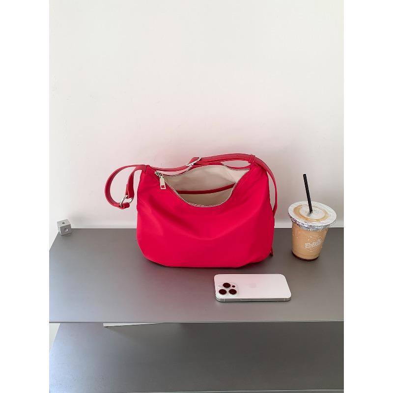 Leopard print bag trend large capacity soft surface commuter women s bag new nylon shoulder bag women красный
Leopard print bag trend large capacity soft surface commuter women s bag new nylon shoulder bag women красный