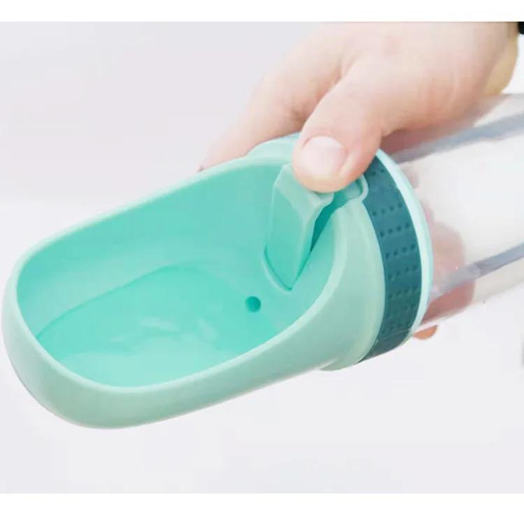 Pet Carry-on Mug Portable Dog Kettle Hanging Cat Water Bottle for Travel Out Dogs 
Pet Carry-on Mug Portable Dog Kettle Hanging Cat Water Bottle for Travel Out Dogs
