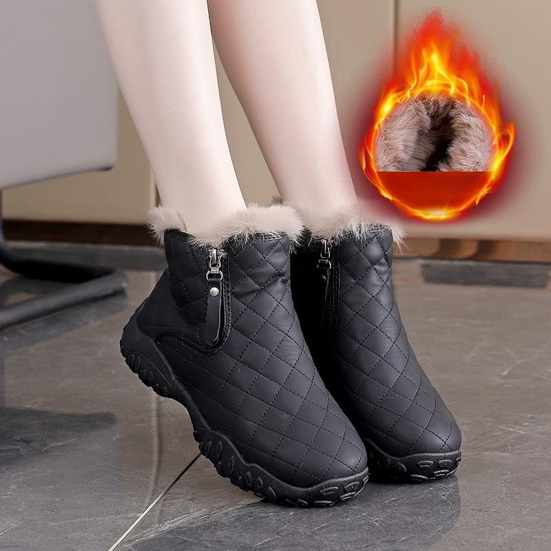 Winter New Women s Velvet Leather Snow Boots Thick Soled Height Increasing Fashionable Cotton Boots Grid Warm Ankle Boots 40 чорний
Winter New Women s Velvet Leather Snow Boots Thick Soled Height Increasing Fashionable Cotton Boots Grid Warm Ankle Boots 40 чорний