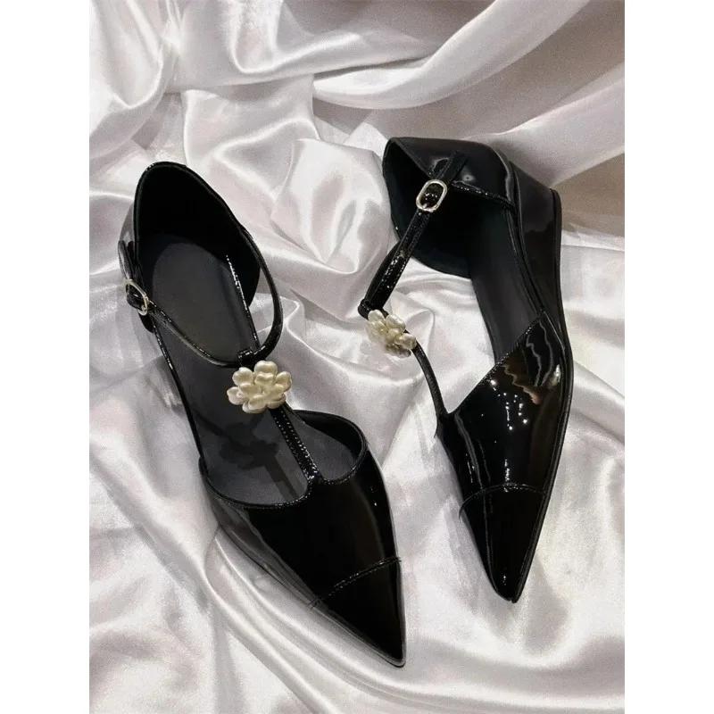 Черные туфли с острым носком и цветочным декором Zapatos Mujer, новые модные удобные туфли на плоской подошве с пряжкой и ремешком Sapato Feminino 35 чёрный
Черные туфли с острым носком и цветочным декором Zapatos Mujer, новые модные удобные туфли на плоской подошве с пряжкой и ремешком Sapato Feminino 35 чёрный