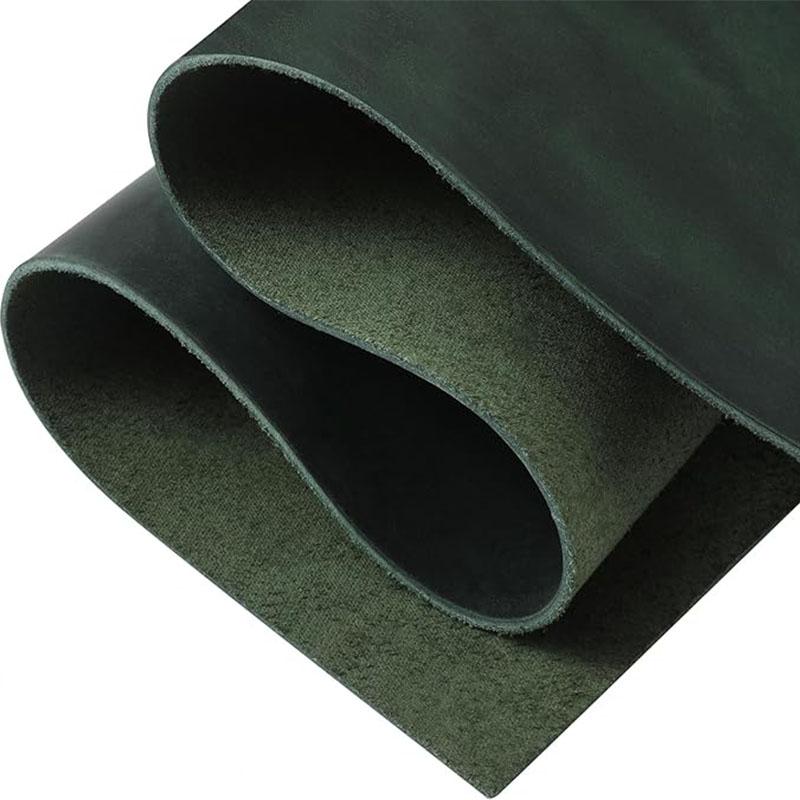 Bottle green crazy horse leather, top-grain genuine cowhide, 2mm thick, relatively stiff, for handmade vintage-style desk mats, 10x20cm зелений
Bottle green crazy horse leather, top-grain genuine cowhide, 2mm thick, relatively stiff, for handmade vintage-style desk mats, 10x20cm зелений