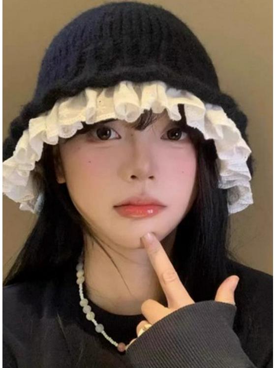 Korean Style Lace-Trimmed Black Knitted Fisherman Hat for Women - Face-Slimming Wool Design, Large Head Circumference, Plush Winter Accessory
Korean Style Lace-Trimmed Black Knitted Fisherman Hat for Women - Face-Slimming Wool Design, Large Head Circumference, Plush Winter Accessory