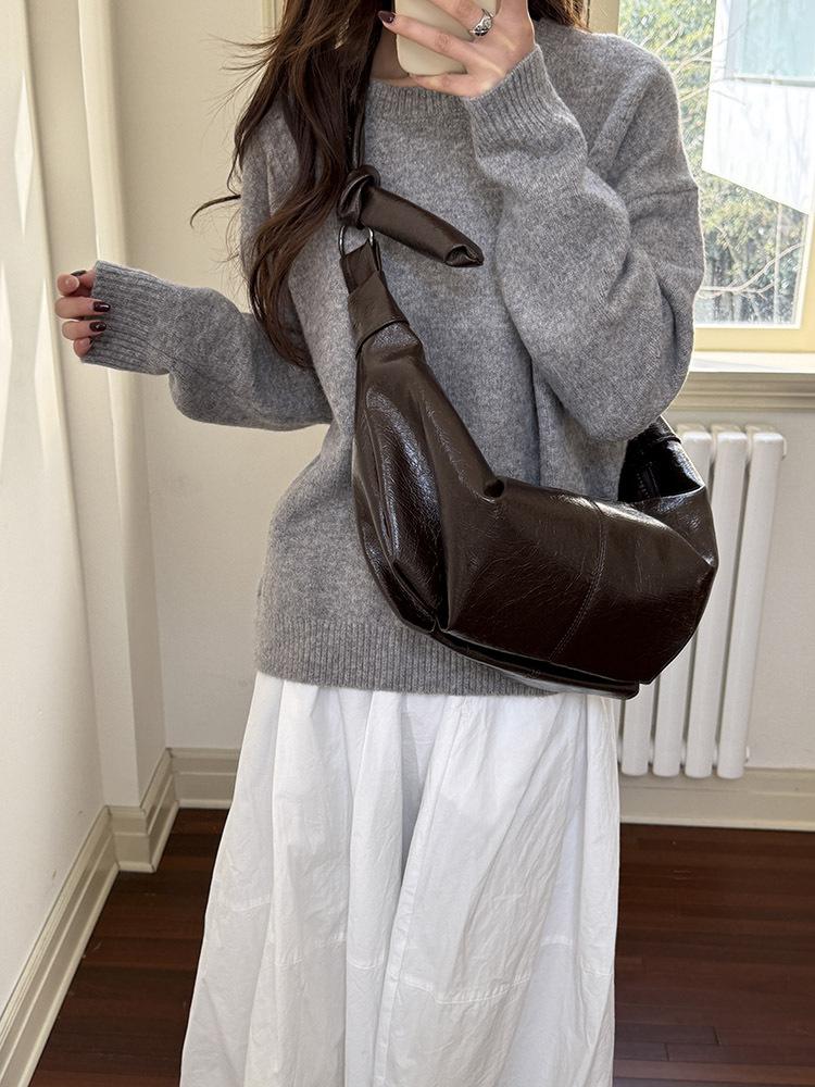 Korean Style Large Capacity Vintage Soft Leather Pleated Dumpling Bag Lazy Style Casual All-match Shoulder Crossbody Bag кофейный
Korean Style Large Capacity Vintage Soft Leather Pleated Dumpling Bag Lazy Style Casual All-match Shoulder Crossbody Bag кофейный