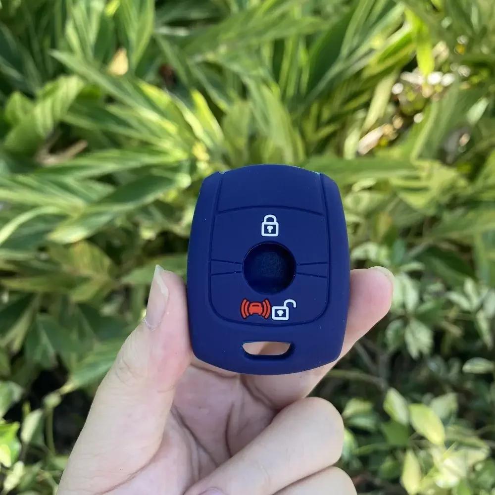 2 Buttons Silicone Car Key Case Fob Accessories for SsangYong Actyon Kyron Rexton Korando Key Chain Skin Protective Cover Set темно-синього кольору
2 Buttons Silicone Car Key Case Fob Accessories for SsangYong Actyon Kyron Rexton Korando Key Chain Skin Protective Cover Set темно-синього кольору