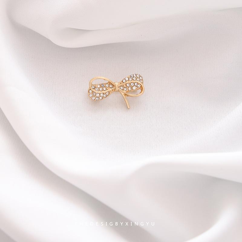 Канадская Брошь Лист Красного Клена Женская Изысканная Премиальная Роскошная Брошь Темпераментная Булавка Костюм Высококлассные Приветственные Аксессуары
Канадская Брошь Лист Красного Клена Женская Изысканная Премиальная Роскошная Брошь Темпераментная Булавка Костюм Высококлассные Приветственные Аксессуары