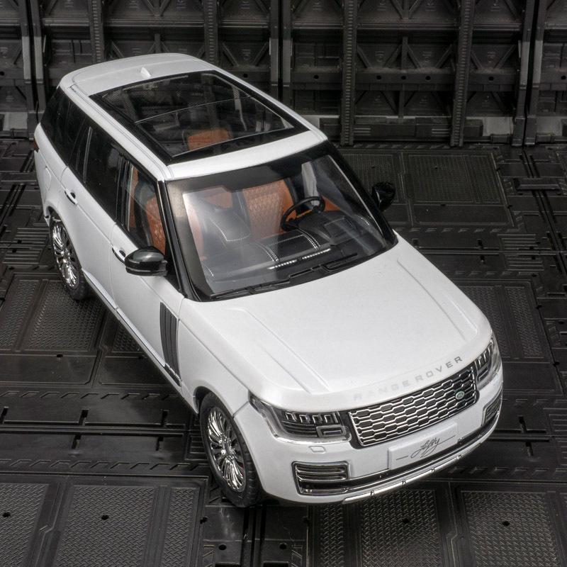 Carzhi CZ18072 Range Rover SUV Off-road Alloy Model Toy Car with Sound and Light Features
Carzhi CZ18072 Range Rover SUV Off-road Alloy Model Toy Car with Sound and Light Features