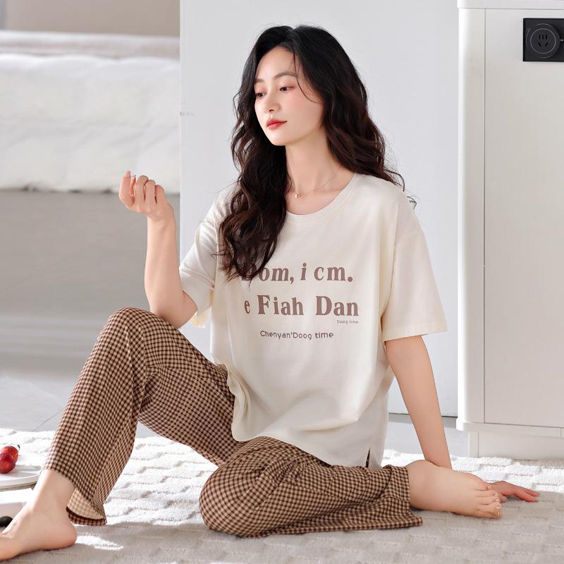 Pajamas with chest pads, women s summer thin modal short-sleeved trousers, summer cool loose large-size loungewear set m recommended 40-50kg
Pajamas with chest pads, women s summer thin modal short-sleeved trousers, summer cool loose large-size loungewear set m recommended 40-50kg