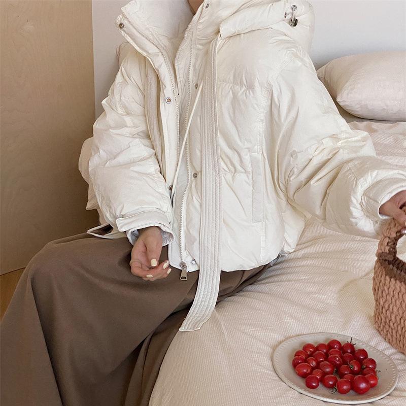 Новое зимнее хлопковое пальто для женщин, короткий дизайн в корейском стиле, свободное хлопковое пальто, утепленная хлопковая куртка для невысоких L
Новое зимнее хлопковое пальто для женщин, короткий дизайн в корейском стиле, свободное хлопковое пальто, утепленная хлопковая куртка для невысоких L