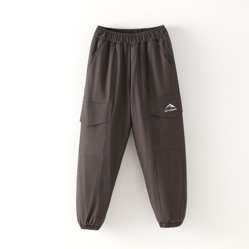 Kids Thickened Cotton Cargo Pants – Three-Layer Winter Warm, Silk-Lined, Water & Stain Resistant for Boys and Girls 140 (Height 125-135 cm)
Kids Thickened Cotton Cargo Pants – Three-Layer Winter Warm, Silk-Lined, Water & Stain Resistant for Boys and Girls 140 (Height 125-135 cm)
