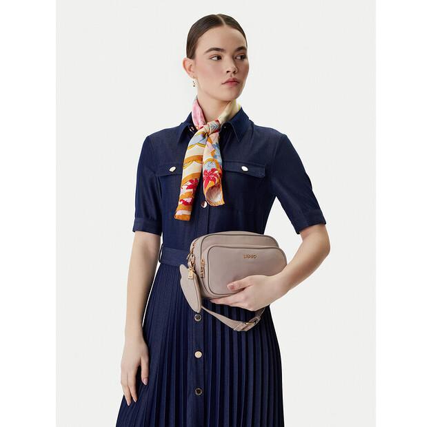 Сумка Liu Jo AA6176 T382A One Size
Сумка Liu Jo AA6176 T382A One Size