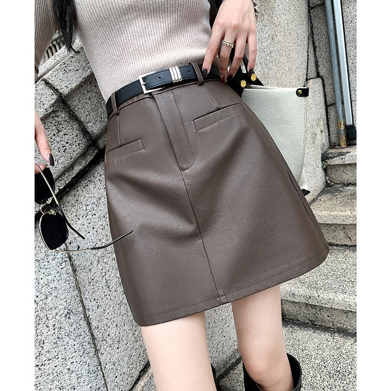 2025 Autumn Retro High-Waist PU Leather A-Line Midi Skirt - Slimming Petite Bodycon Skirt for Women 2XL
2025 Autumn Retro High-Waist PU Leather A-Line Midi Skirt - Slimming Petite Bodycon Skirt for Women 2XL