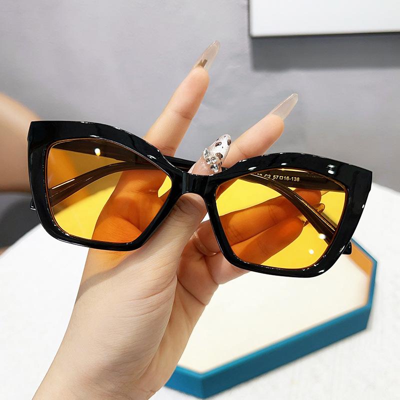JYL TS Sunglasses Women UV Protection Slim Face 97199 A-8506 блідо-бірюзовий колір
JYL TS Sunglasses Women UV Protection Slim Face 97199 A-8506 блідо-бірюзовий колір