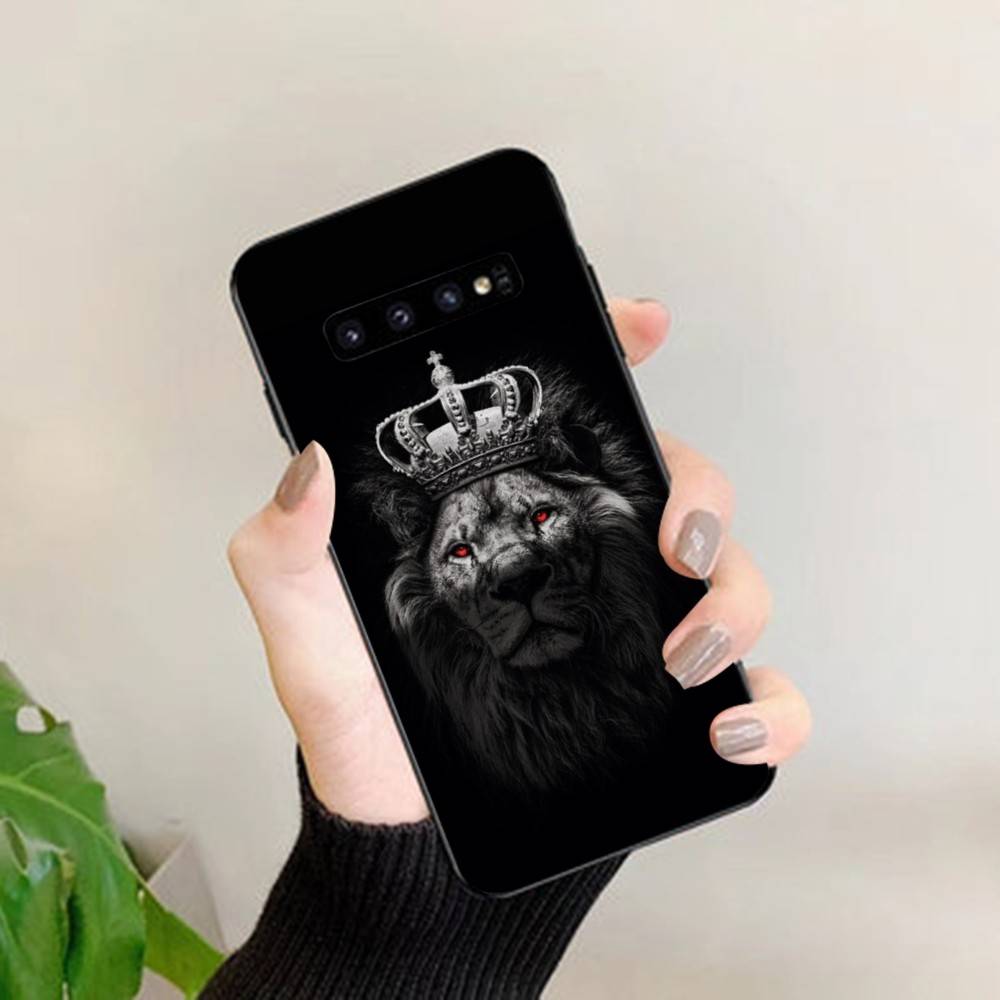 Lion Wild Animals Phone Case For Samsung S 24 Fe 25 Ultra Plus 20 Lite 21 30 22 23 24 22 Ultra 5G Fundas Samsung S22 ULTRA 5G
Lion Wild Animals Phone Case For Samsung S 24 Fe 25 Ultra Plus 20 Lite 21 30 22 23 24 22 Ultra 5G Fundas Samsung S22 ULTRA 5G