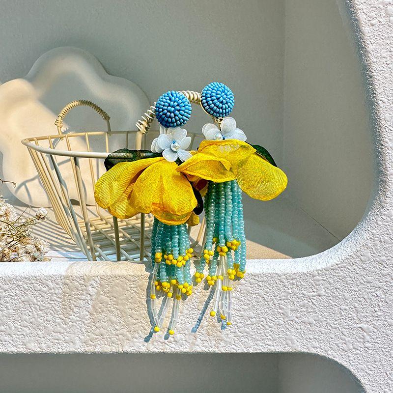 Zhong Chuxi Same Style Earrings Yellow Flower Earrings Ear Studs Eardrops Ear Clips Travel Ornament 2024 Spring and Summer New Arrival Women Earrings
Zhong Chuxi Same Style Earrings Yellow Flower Earrings Ear Studs Eardrops Ear Clips Travel Ornament 2024 Spring and Summer New Arrival Women Earrings