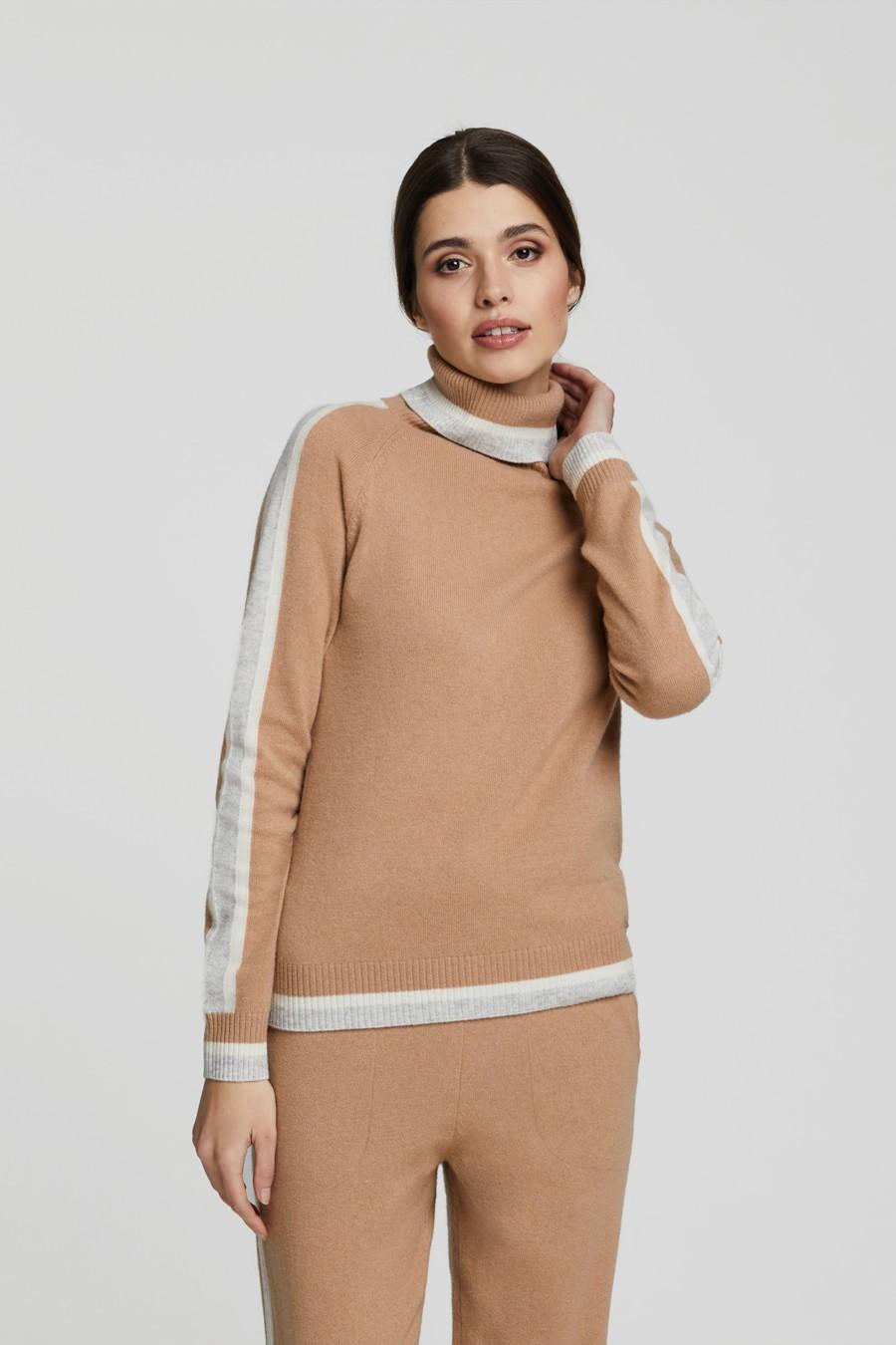 Светр Marc & Andre (90669) 48(XL) тілесний
Светр Marc & Andre (90669) 48(XL) тілесний