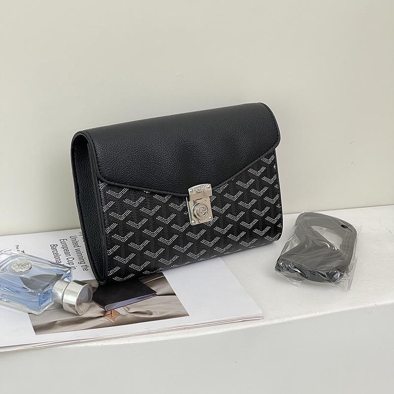Dog Tooth Niche High-end Single Shoulder Crossbody Bag Fashionable Small Square Hand-held Envelope Stylish Wallet Goya 14x21x4
Dog Tooth Niche High-end Single Shoulder Crossbody Bag Fashionable Small Square Hand-held Envelope Stylish Wallet Goya 14x21x4