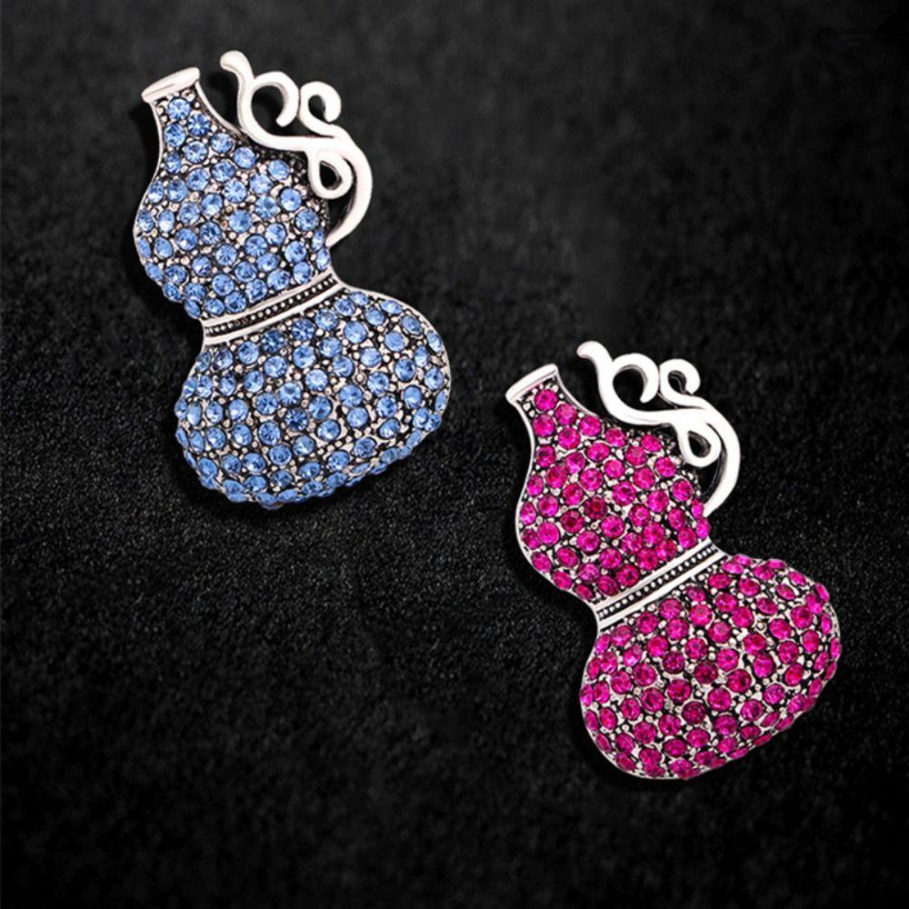 Solid Color Women Brooches Zinc Zinc Alloy Clothes Badges Fully-drilled Jewelry Daily Wear синий
Solid Color Women Brooches Zinc Zinc Alloy Clothes Badges Fully-drilled Jewelry Daily Wear синий