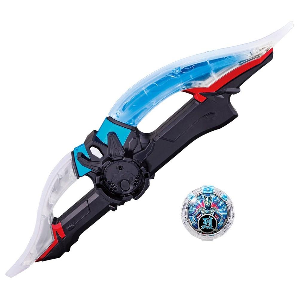 Ultraman R/B DX Rube Slugger Role-Play Toy
Ultraman R/B DX Rube Slugger Role-Play Toy