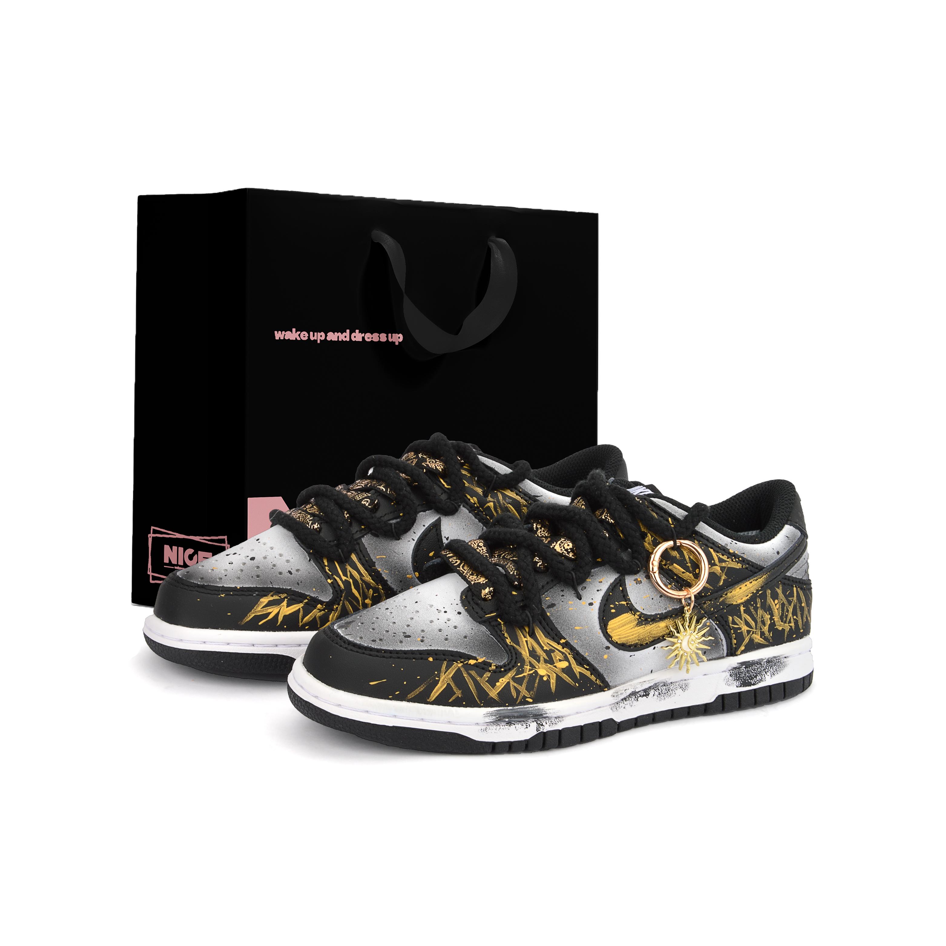Nike Dunk Abrasion Resistant Breathable Abrasion Resistant Breathable Low top Skateboard Shoes Unisex Black Gold DD1391-100(Team1461-SBOX) 42
Nike Dunk Abrasion Resistant Breathable Abrasion Resistant Breathable Low top Skateboard Shoes Unisex Black Gold DD1391-100(Team1461-SBOX) 42