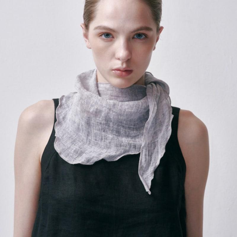 ERROR EVERYTHING scarf_2colors black
ERROR EVERYTHING scarf_2colors black