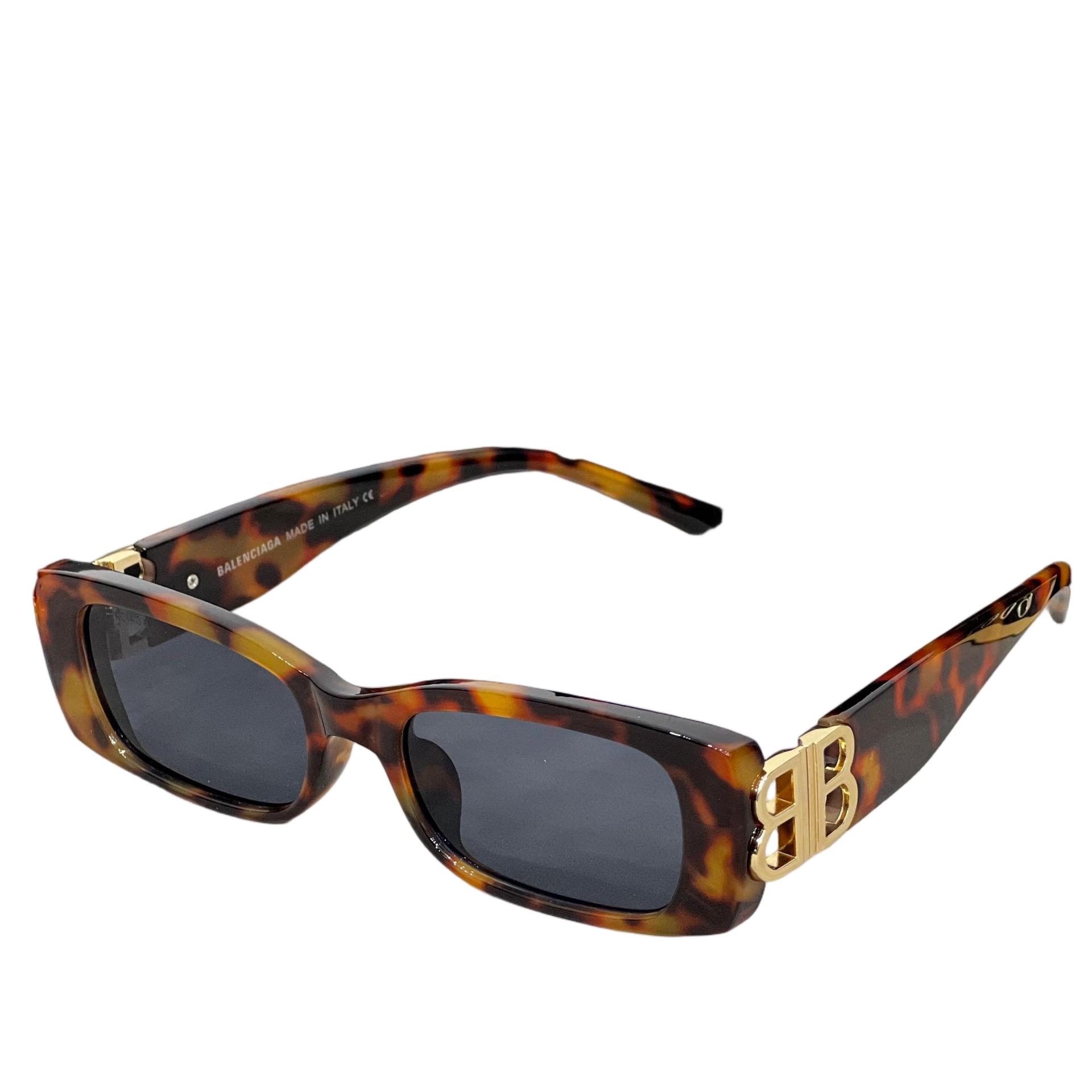 Маленькие Лица Ретро Квадратные Солнцезащитные Очки: Модный европейский и американский стиль для женщин
Маленькие Лица Ретро Квадратные Солнцезащитные Очки: Модный европейский и американский стиль для женщин