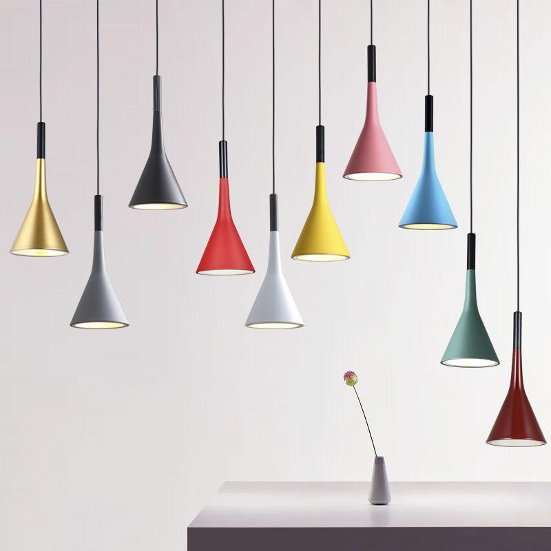 Современный светодиодный подвесной светильник для комнаты и кухни, регулируемая люстра, подвесное освещение
Современный светодиодный подвесной светильник для комнаты и кухни, регулируемая люстра, подвесное освещение