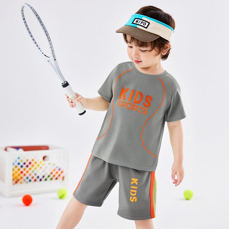 Children s Short Sleeved Soccer Suit Set Boys Sportswear Girls Quick Drying Breathable Shorts Medium Large Baby s Clothing 160 темно-синього кольору
Children s Short Sleeved Soccer Suit Set Boys Sportswear Girls Quick Drying Breathable Shorts Medium Large Baby s Clothing 160 темно-синього кольору