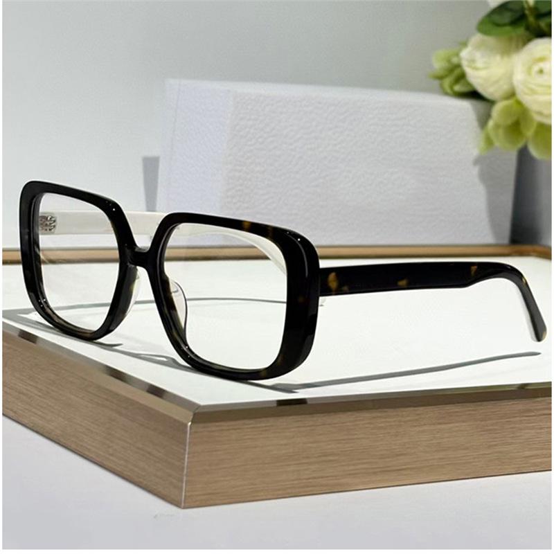 2025 Stylish Large Frame Glasses for Men & Women, Blue Light Blocking, Double Bridge, Myopia, High-End Business, Discount
2025 Stylish Large Frame Glasses for Men & Women, Blue Light Blocking, Double Bridge, Myopia, High-End Business, Discount