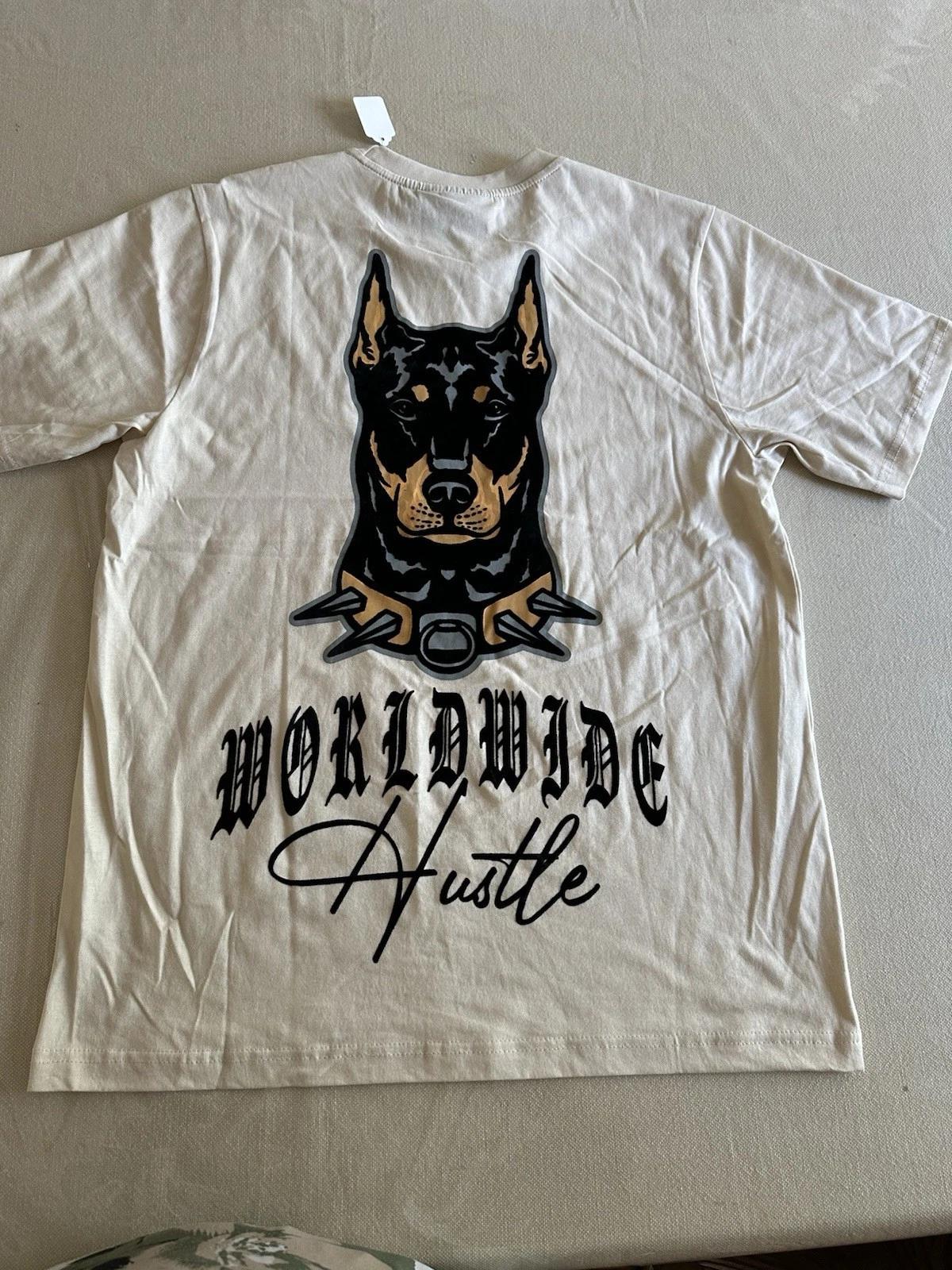With Doberman Pincher Worldwide Hustle T-shirt S
With Doberman Pincher Worldwide Hustle T-shirt S