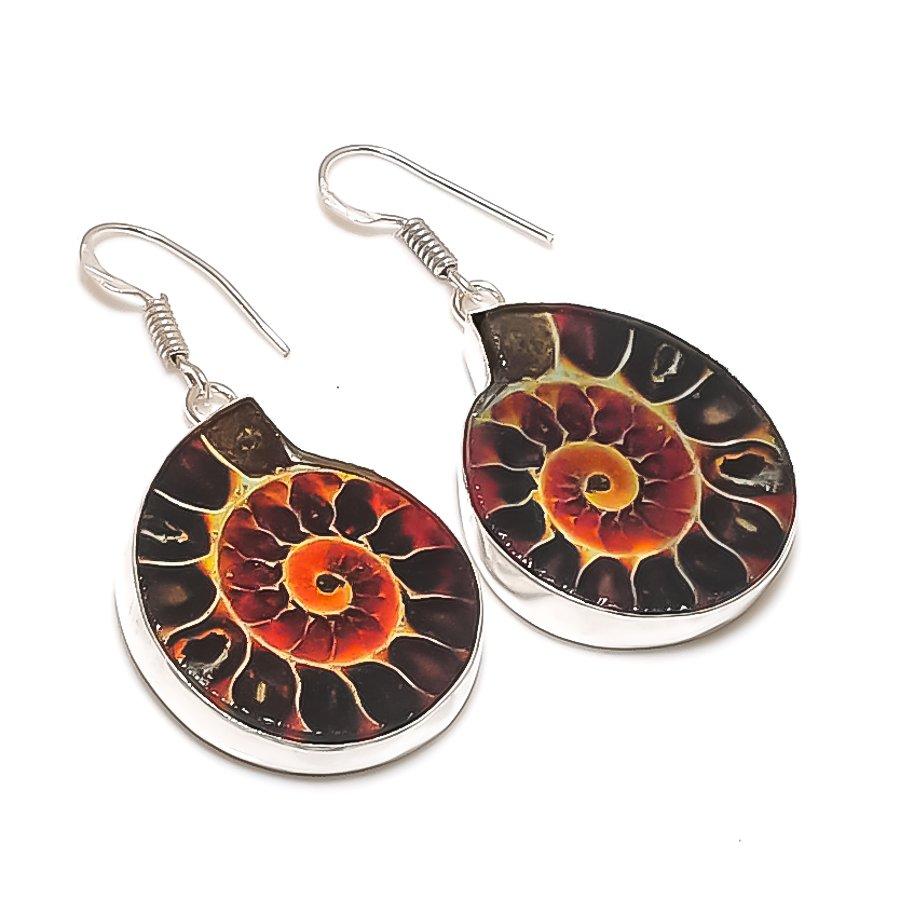 Натуральний Амоніт Скам янілість Дорогоцінний Камінь Ручна Робота Срібло 925 проби Сережка 1.97 ETC-13950
Натуральний Амоніт Скам янілість Дорогоцінний Камінь Ручна Робота Срібло 925 проби Сережка 1.97 ETC-13950