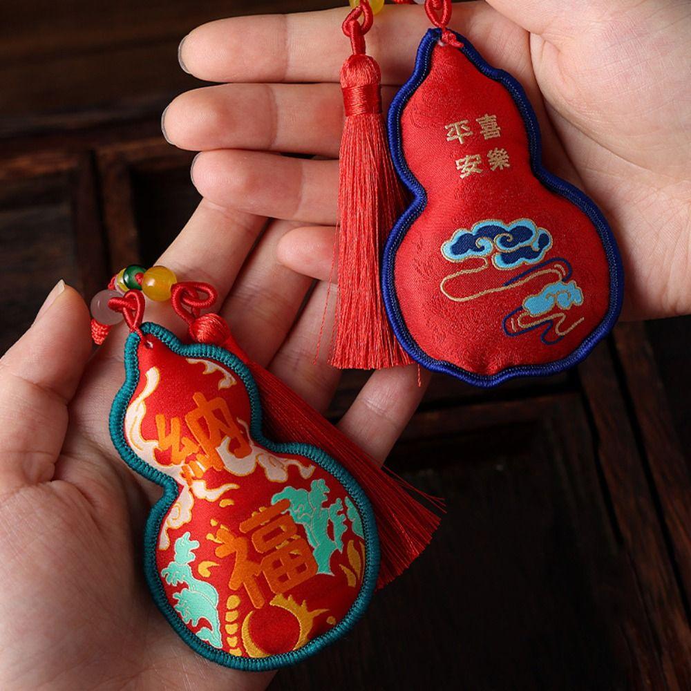 Creative Perfume Bag Cute Sachet Pendant Wormwood Gourd Sachet Dragon Boat Festival Style 3
Creative Perfume Bag Cute Sachet Pendant Wormwood Gourd Sachet Dragon Boat Festival Style 3