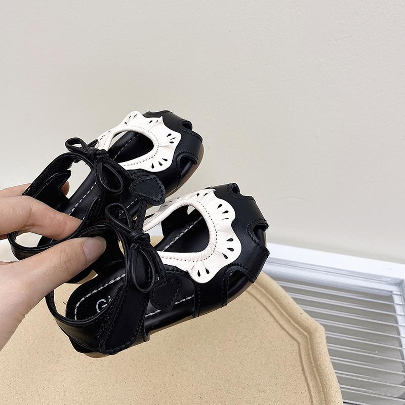 Summer First Walkers New Fashion Soft Baby Girl Shoe Anti Slip Flat Princess Baby Shoes Classic Retro Daily Cute Casual Sandals 21
Summer First Walkers New Fashion Soft Baby Girl Shoe Anti Slip Flat Princess Baby Shoes Classic Retro Daily Cute Casual Sandals 21