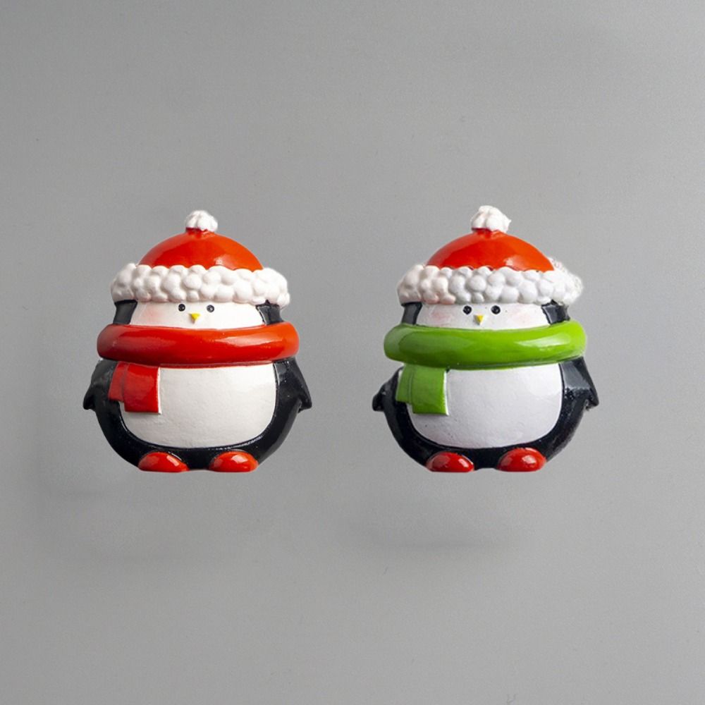 Hand-painted Christmas Elderly Fridge Stickers Resin Art Christmas Penguin Fridge Magnets Bedroom Style 1
Hand-painted Christmas Elderly Fridge Stickers Resin Art Christmas Penguin Fridge Magnets Bedroom Style 1