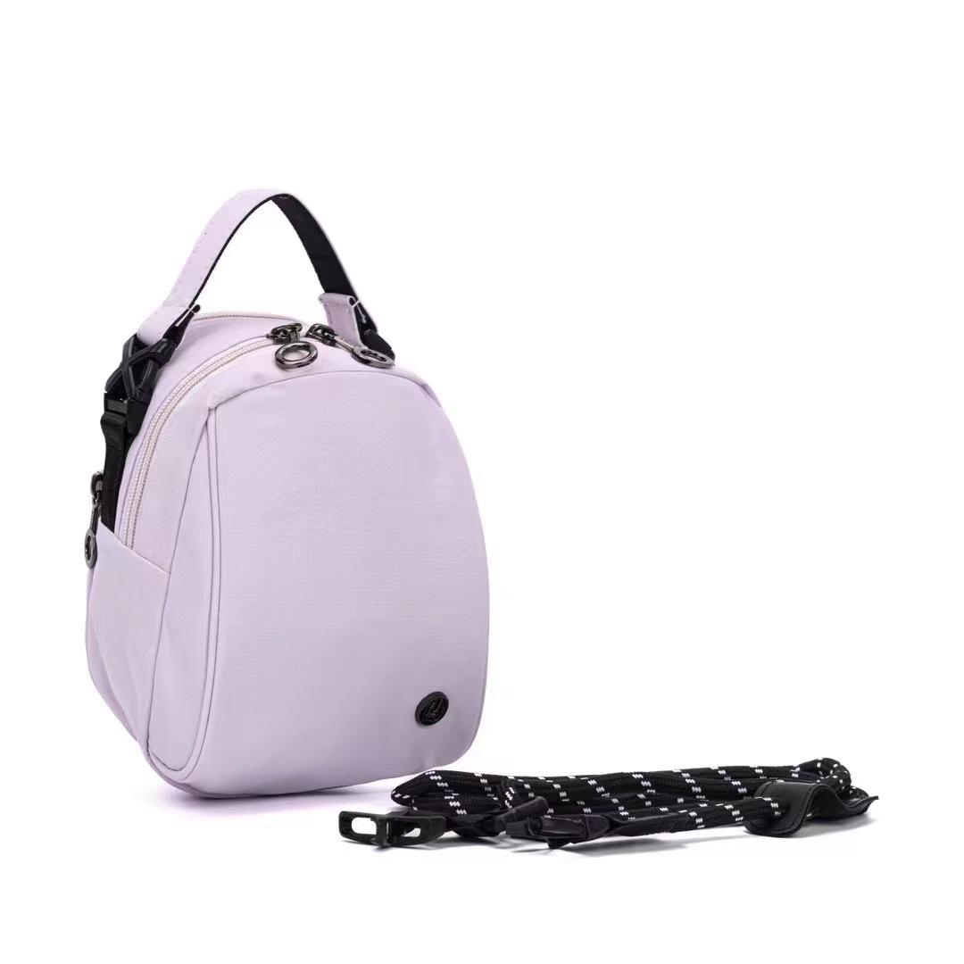 Nylon Shoulder Bag Color Matching Bag Body Design Multi-pocket Zipper Opening Design Versatile Portable Messenger Bag
Nylon Shoulder Bag Color Matching Bag Body Design Multi-pocket Zipper Opening Design Versatile Portable Messenger Bag