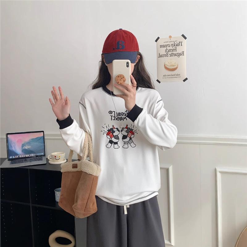 Футболка из рыхлой шерсти с мультяшным принтом, не стареющая - Осень/Зима, с круглым вырезом, цветная блочная пэчворк, в университетском стиле, базовый слой Medium белый