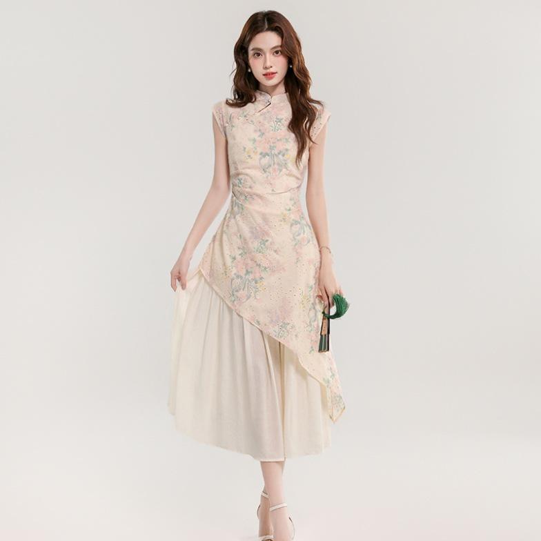 Элегантное асимметричное летнее платье с печатной вышивкой S
Элегантное асимметричное летнее платье с печатной вышивкой S