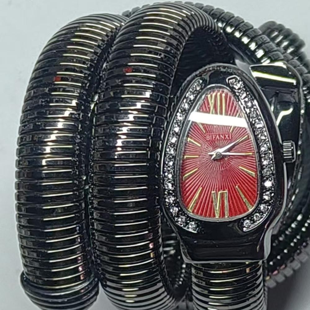 High-quality Luxury Women Quartz Watch Bracelet Stainless Steel Wristwatch Fashion Gold Ladies Watches Clock Relógio Feminino
High-quality Luxury Women Quartz Watch Bracelet Stainless Steel Wristwatch Fashion Gold Ladies Watches Clock Relógio Feminino