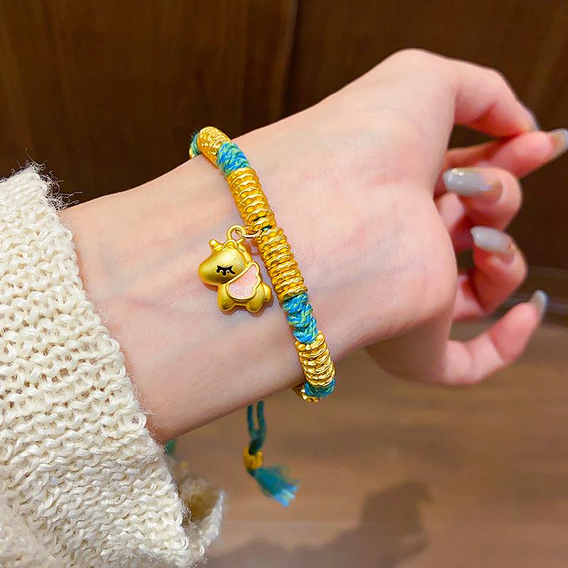 Chinese Style Colorful Horse Pendant Bracelet - Light Luxury Hand Jewelry for Women
Chinese Style Colorful Horse Pendant Bracelet - Light Luxury Hand Jewelry for Women