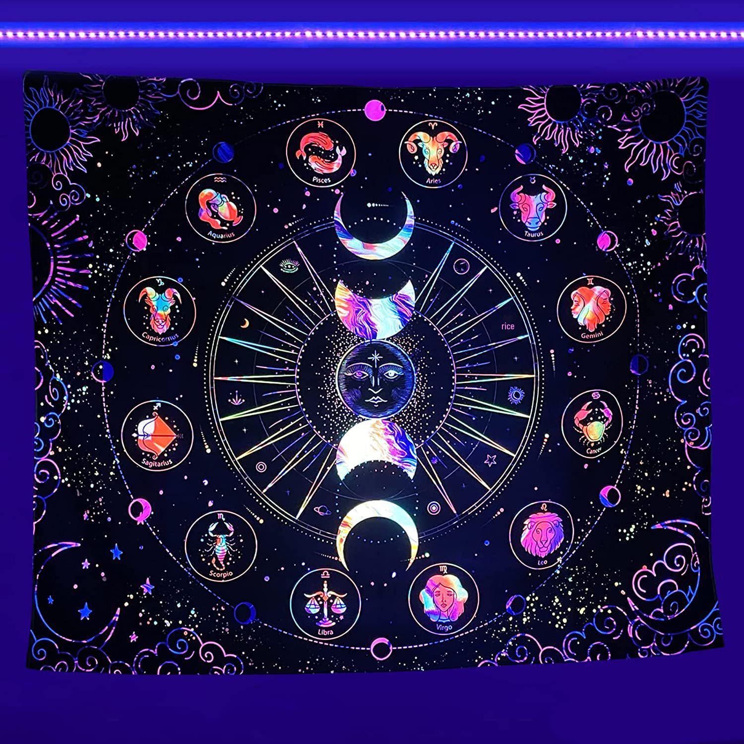 Флуоресцентный гобелен с изображением черепа «Двенадцать созвездий» для настенного украшения спальни 130x150 cm
Флуоресцентный гобелен с изображением черепа «Двенадцать созвездий» для настенного украшения спальни 130x150 cm