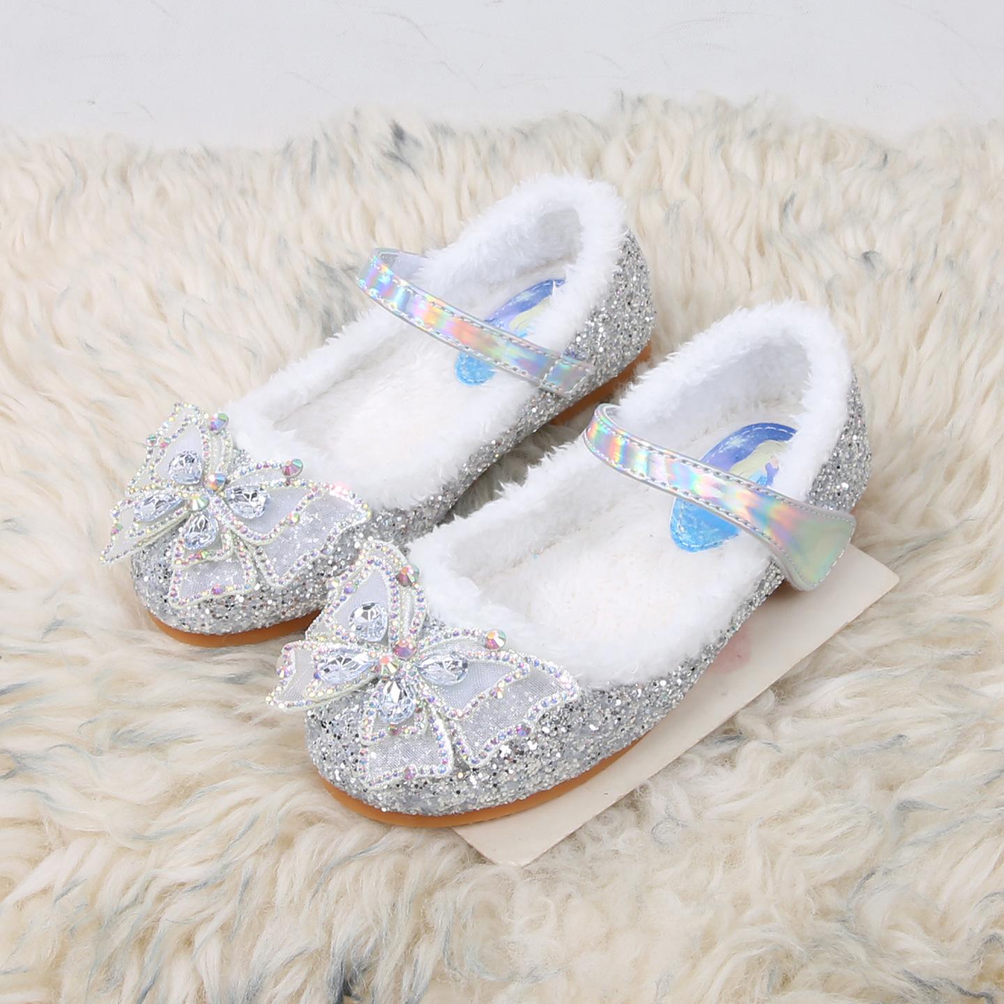 2026 Girls Elsa Princess Shoes Autumn and Winter Children s Elsa Fleece Soft-soled Single Shoes Fluffy Shoes Crystal Shoes 36 yards/22cm срібний
2026 Girls Elsa Princess Shoes Autumn and Winter Children s Elsa Fleece Soft-soled Single Shoes Fluffy Shoes Crystal Shoes 36 yards/22cm срібний