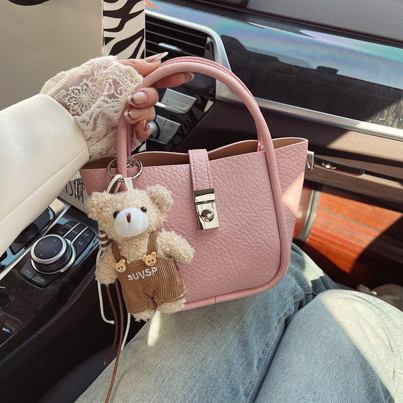 Handbag Women s Bag 2025 New Fashion Vegetable Basket Bag Premium Versatile Bucket Bag
Handbag Women s Bag 2025 New Fashion Vegetable Basket Bag Premium Versatile Bucket Bag