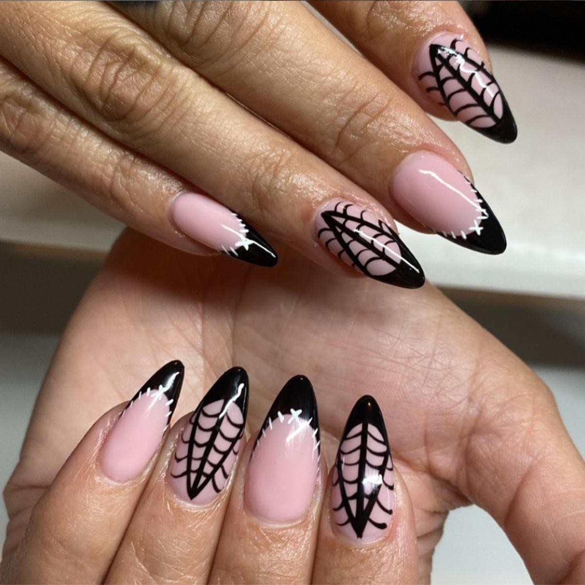 European & American Style Halloween Press-On Nails - Black French Tip with Spiderweb Design
European & American Style Halloween Press-On Nails - Black French Tip with Spiderweb Design