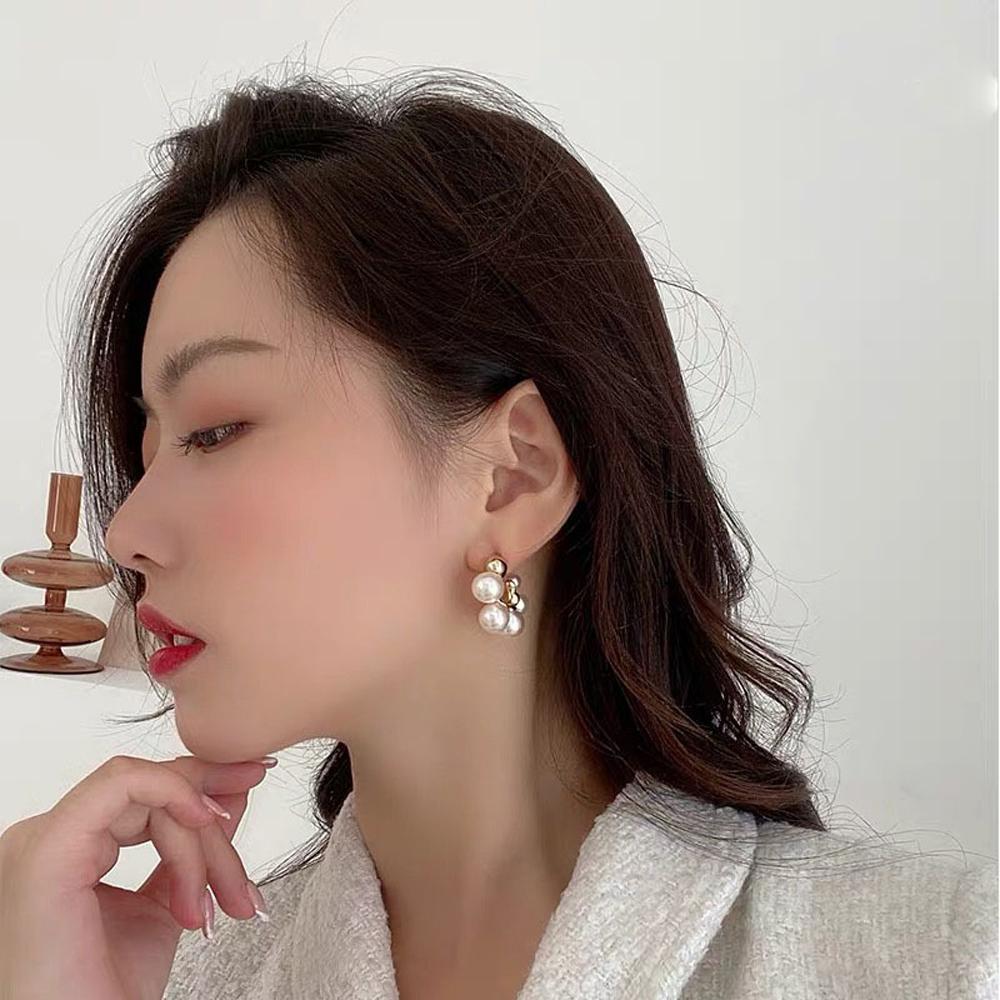 Party Temperament Trendy Girls Women Exquisite Round Geometric Stud Earrings Pearl Hoop Earrings белый
Party Temperament Trendy Girls Women Exquisite Round Geometric Stud Earrings Pearl Hoop Earrings белый