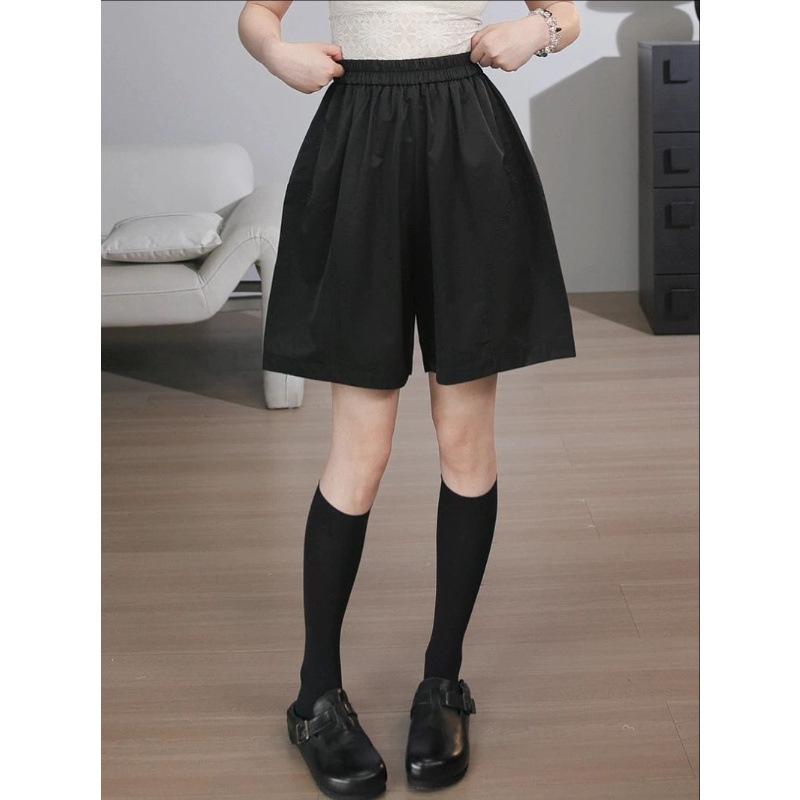 Summer 2024 Plus Size Elastic Waist Shorts - Simple Solid Color, Slimming, Loose & Trendy Five-Point Design 4XL чорний
Summer 2024 Plus Size Elastic Waist Shorts - Simple Solid Color, Slimming, Loose & Trendy Five-Point Design 4XL чорний