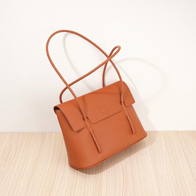 Niche Underarm Bag Women s New Trendy Fashion Portable Commuter Bag Versatile Large-capacity Shoulder Bag абрикосовий
Niche Underarm Bag Women s New Trendy Fashion Portable Commuter Bag Versatile Large-capacity Shoulder Bag абрикосовий